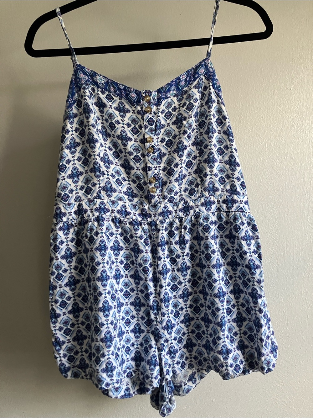 American Eagle Blue and White Printed Spaghetti Strap Romper size medium